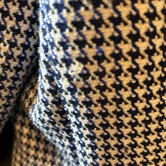 Tahari houndstooth cuffed sleeve blazer size 6 - Picture 7 of 7
